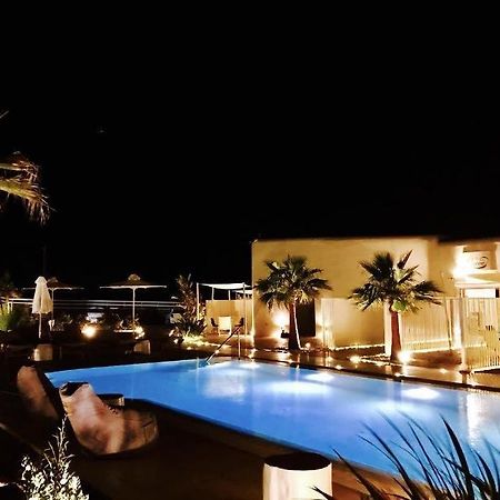 Queen Boutique Suites Mykonos Town Extérieur photo