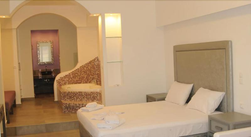 Queen Boutique Suites Mykonos Town Extérieur photo