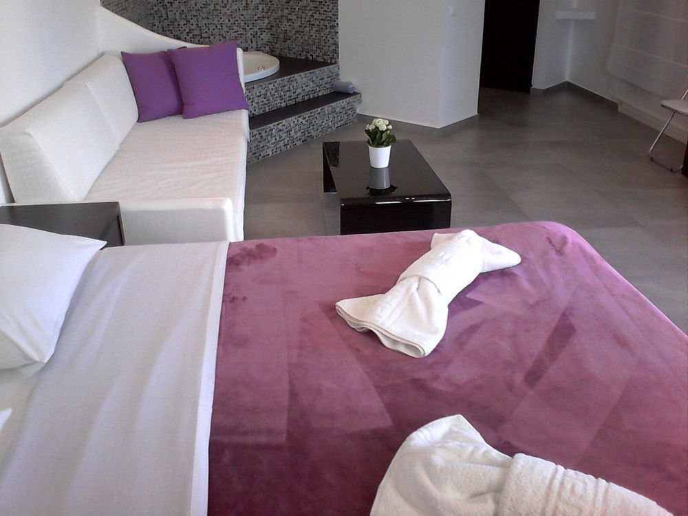 Queen Boutique Suites Mykonos Town Extérieur photo