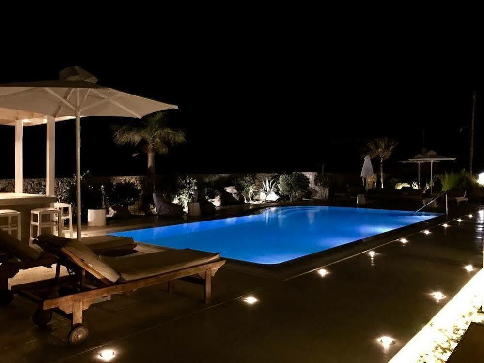 Queen Boutique Suites Mykonos Town Extérieur photo