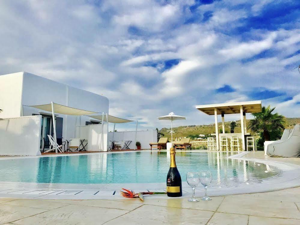 Queen Boutique Suites Mykonos Town Extérieur photo